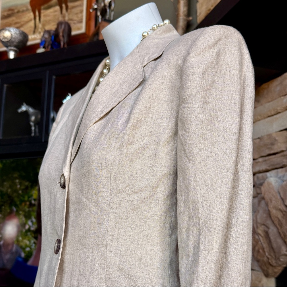 Neutral Linen Blazer | Classic Tailored Jacket | Size 4 - Picture 5 of 8
